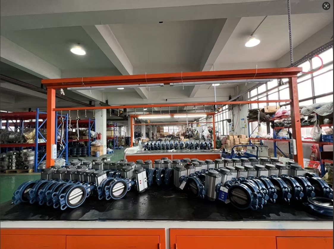 Zhongguan Valves ၏ထုတ်လုပ်မှုအလုပ်ရုံဆွေးနွေးပွဲသည်ပိုမိုကောင်းမွန်သောဆောက်လုပ်ရေးစန်းကိုမြင်တွေ့ခဲ့ရသည်